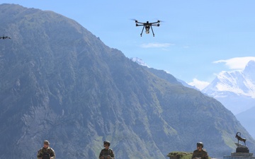 Yudh Abhyas 2026: U.S., Indian Soldiers exchange weapons, equipment knowledge in Auli