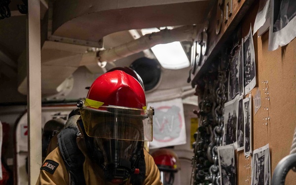 Shoup Sailors Participate in Damage Control Drill
