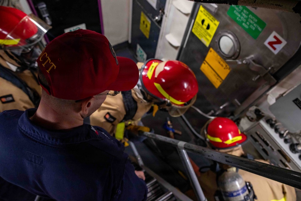 Shoup Sailors Participate in General Quarters Drill