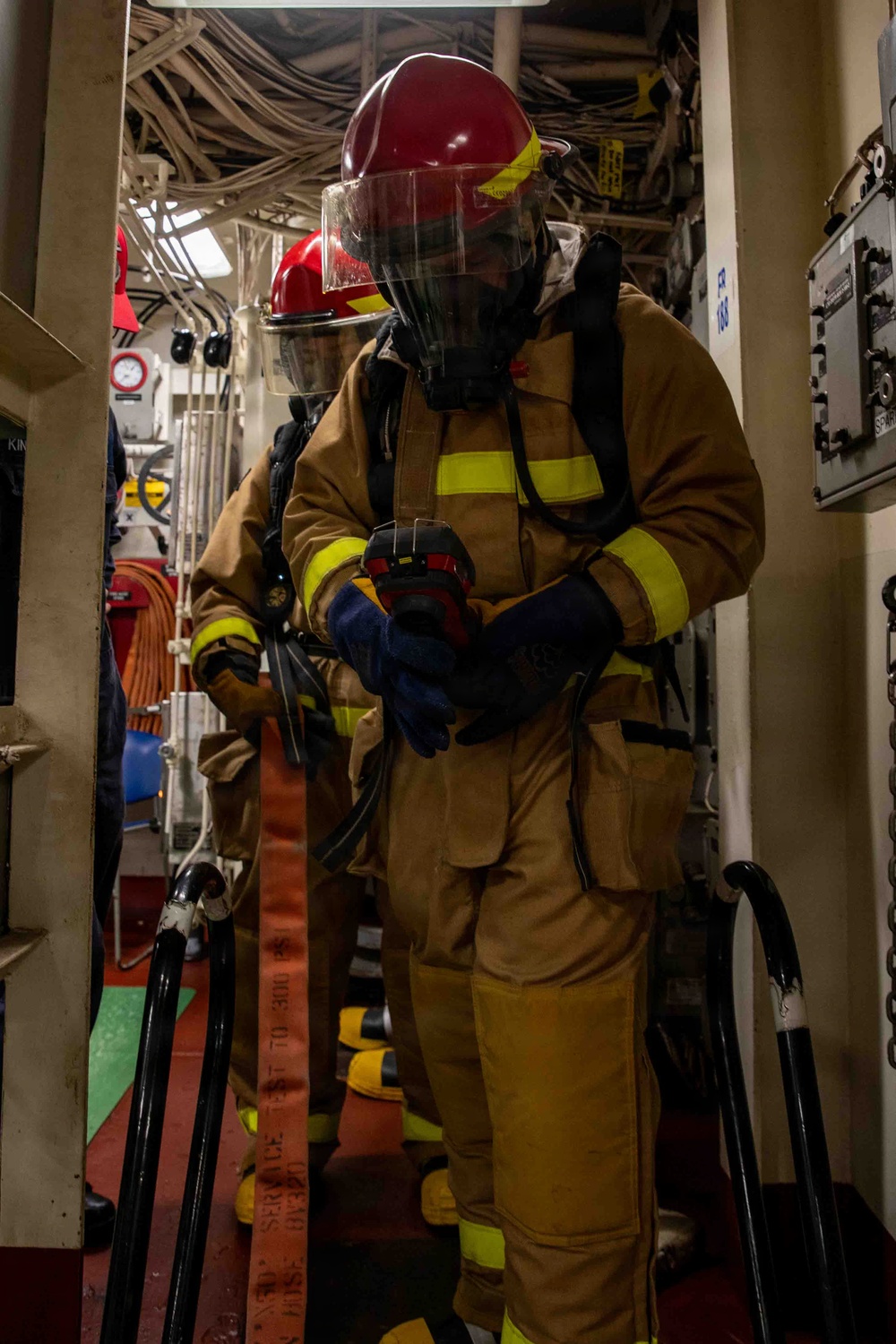 Shoup Sailors Participate in General Quarters Drill