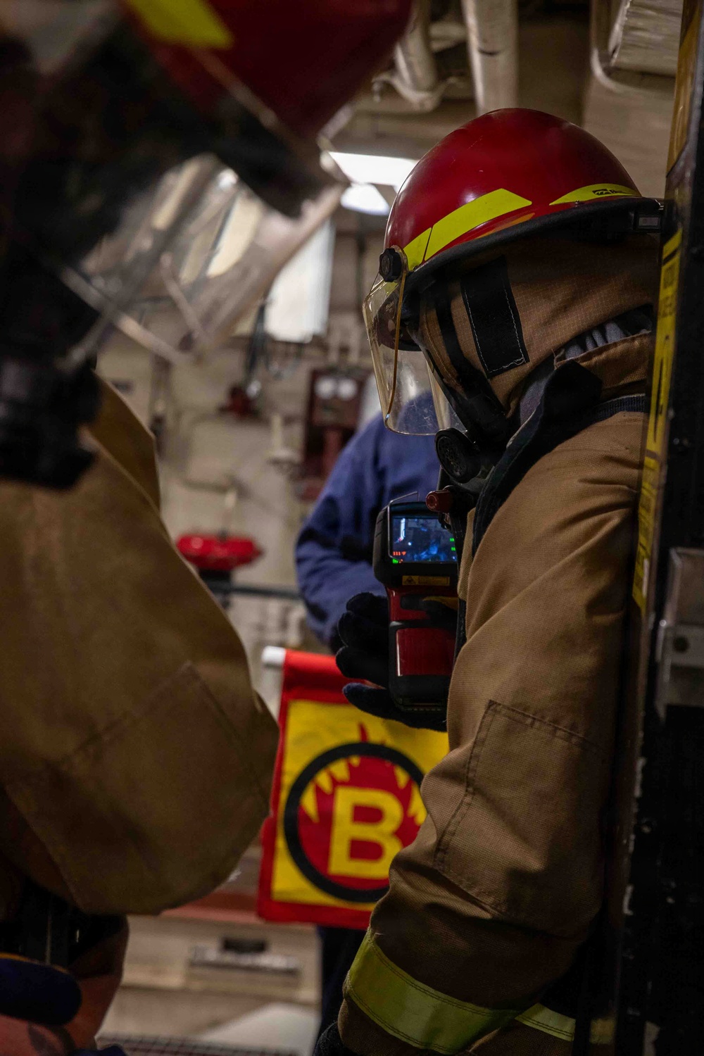 Shoup Sailors Participate in General Quarters Drill