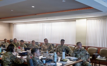 Delta Leadership Course bridges air and space