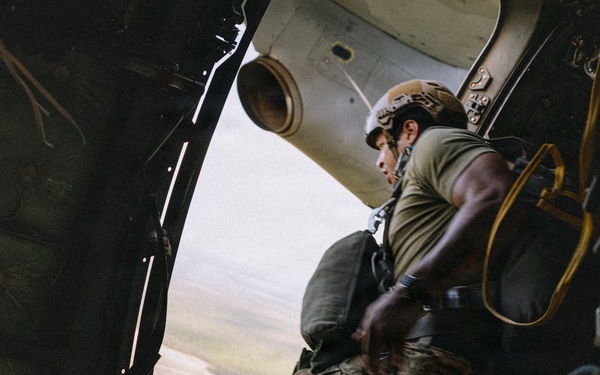 Fighting Soldiers from the sky