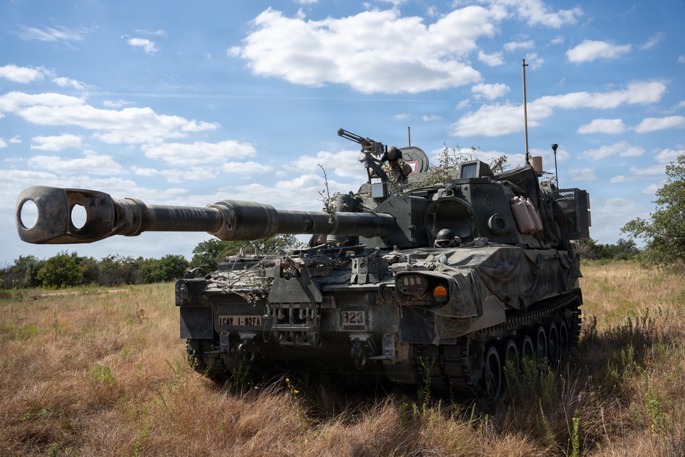 U.S. Soldiers Train on M109A7 Paladin Howitzers in Field Exercise