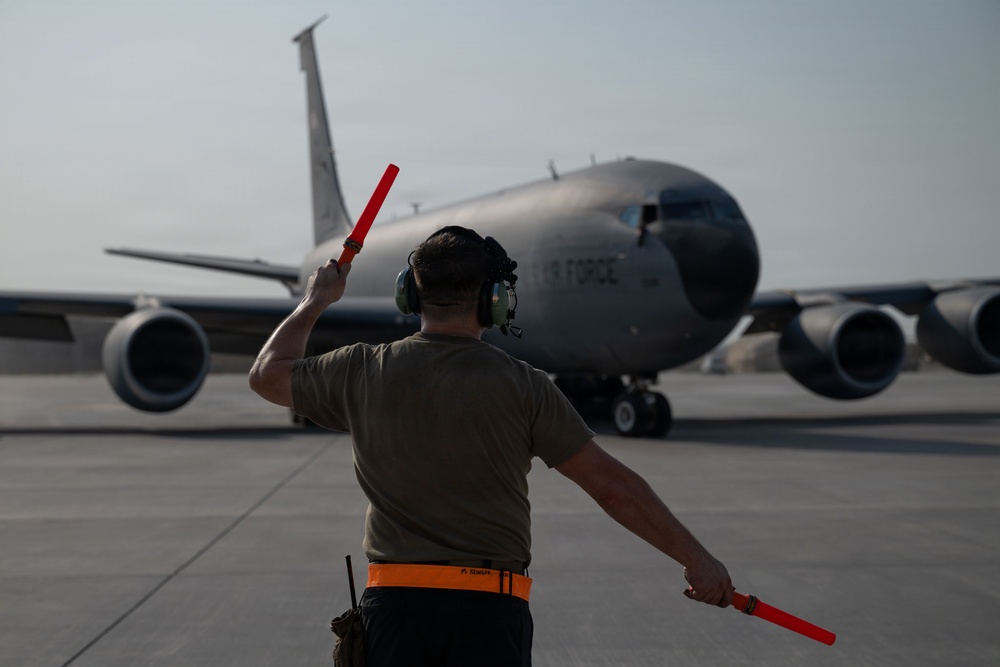 DVIDS - Images - Tanker crew chiefs prepare to launch in CENTCOM AOR ...