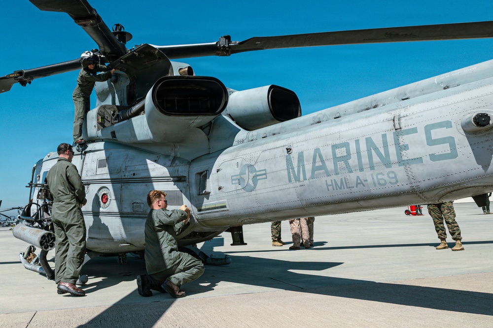 HMLA-169 participates in America’s Airshow 2026