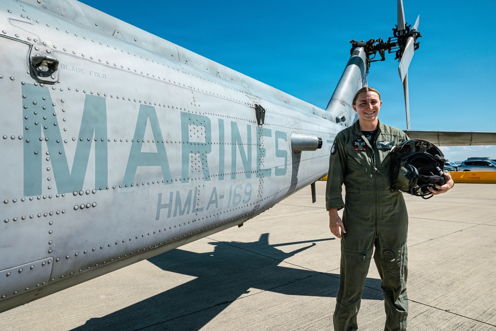 HMLA-169 participates in America’s Airshow 2026
