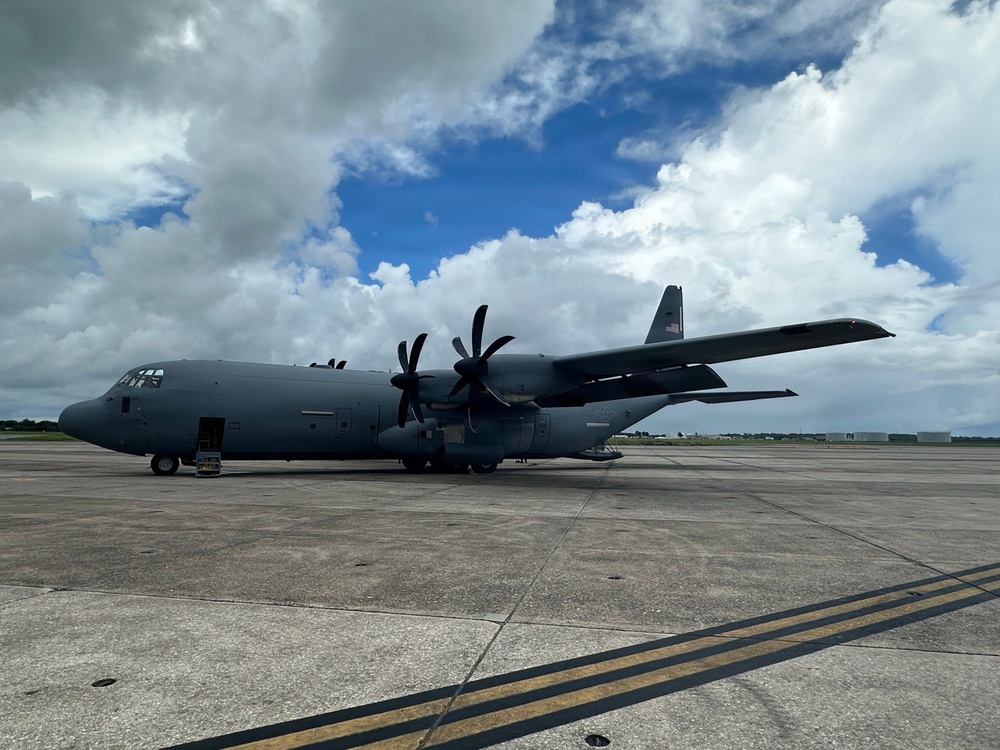 DVIDS - News - NAVSUP FLC Jacksonville tests ship’s store resupply ...