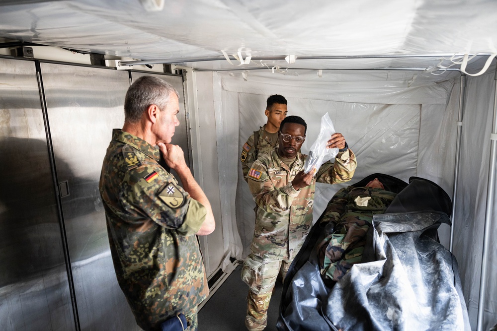 Bundeswehr Joint Support Command General visits CASCOM