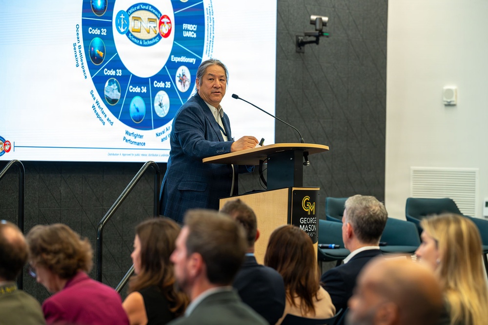 ONR’s I2D, TECHx Events Connect Industry Innovators with Naval S&T Priorities