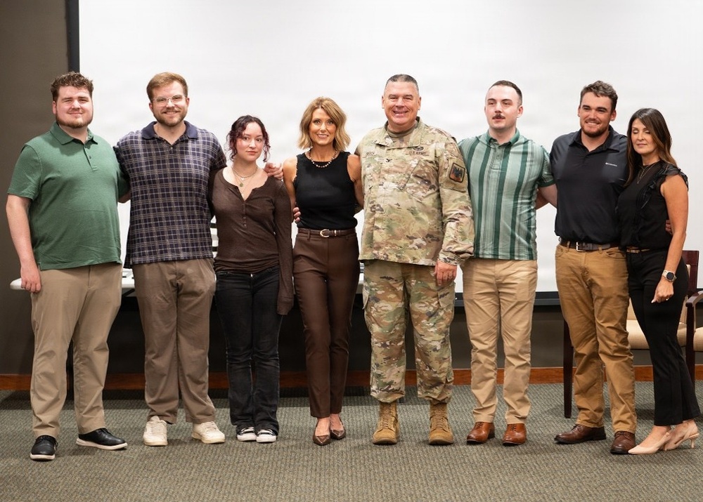Creech retires after four decades of service to Illinois National Guard