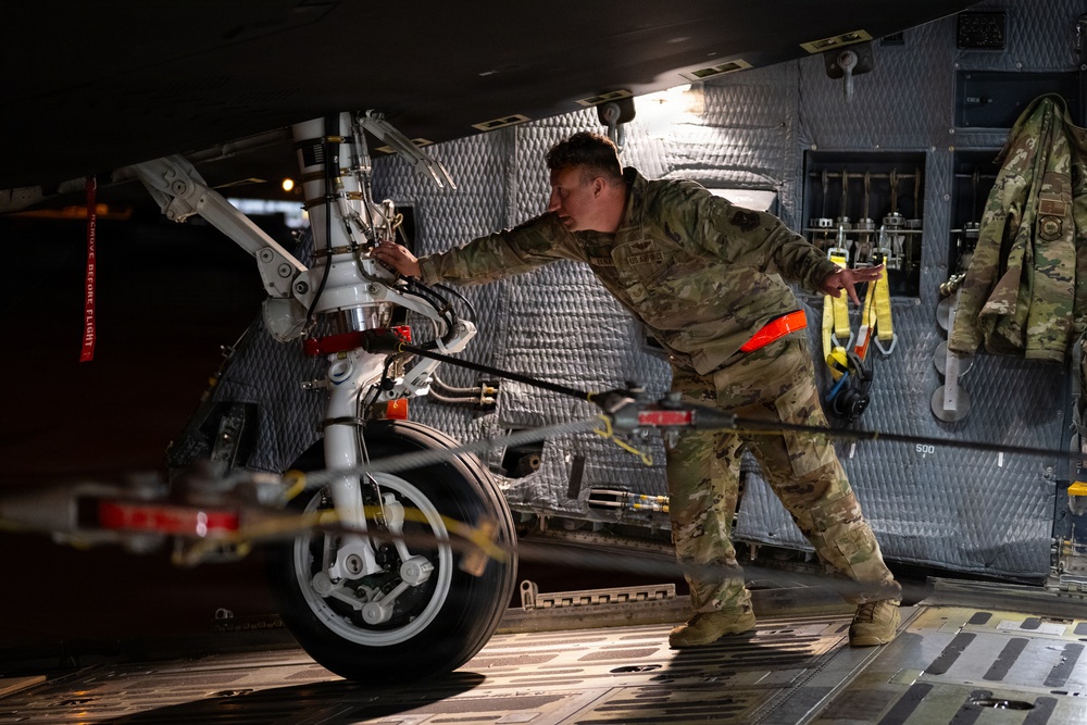 DVIDS - News - Legendary fighter takes final flight: Air Force Reserve ...