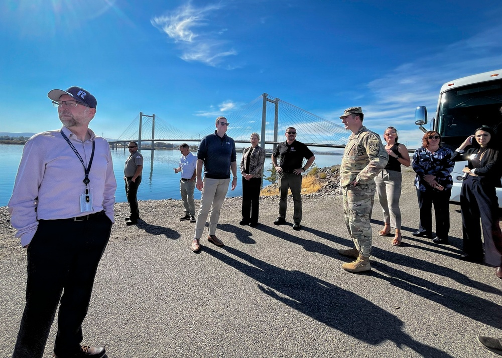 DVIDS - Images - USACE leaders meet with TREC for discussions on ...