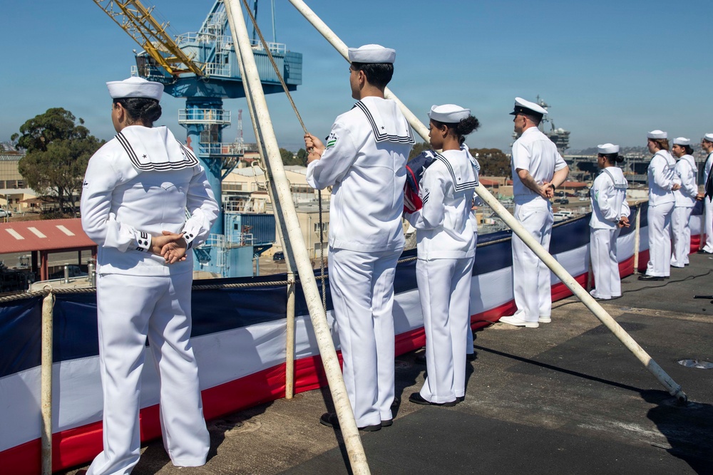 DVIDS - Images - Abraham Lincoln Returns to San Diego [Image 7 of 8]