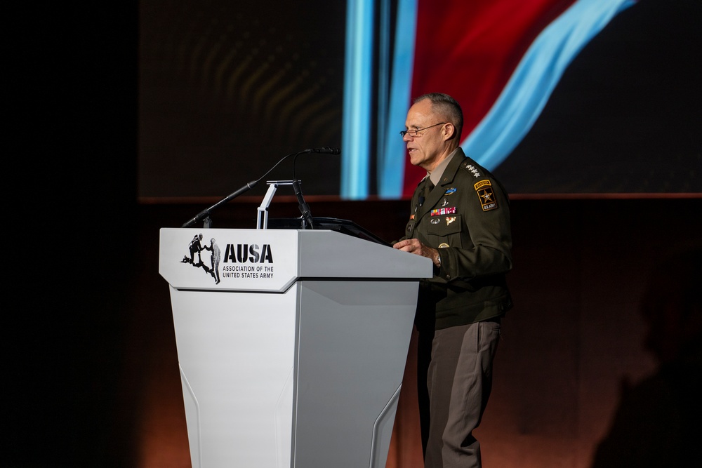 Vice Chief to Soldiers: 'I’m trusting you'