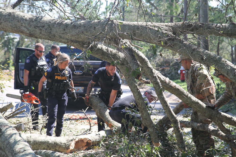 Florida Army National Guard and Pensacola Police Conduct Route Clearance Post-Hurricane Isaias