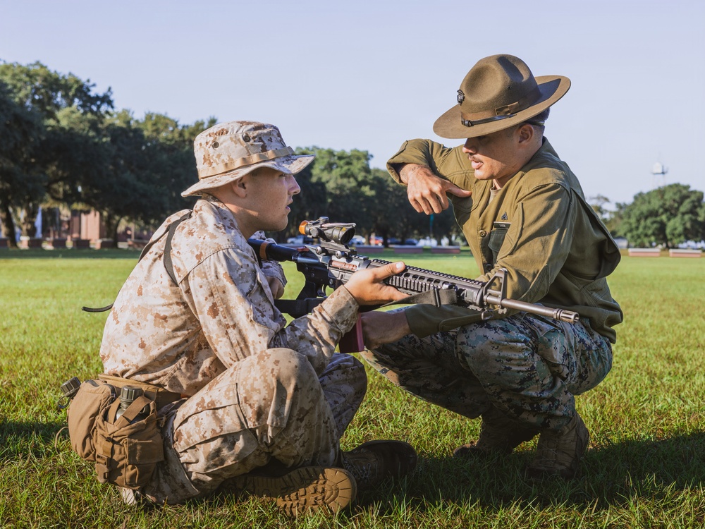 DVIDS - Images - Fox Company Grass Week [Image 2 of 8]