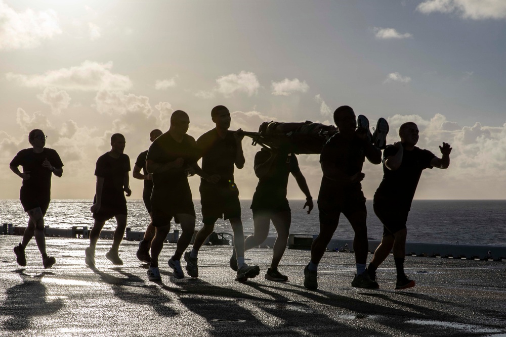 DVIDS - Images - Physical Training Aboard USS Makin Island [Image 5 of 5]