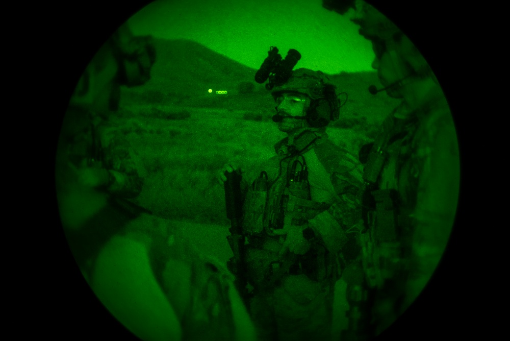 DVIDS - News - Utah EOD Airmen adapt dismounted operations to emerging ...