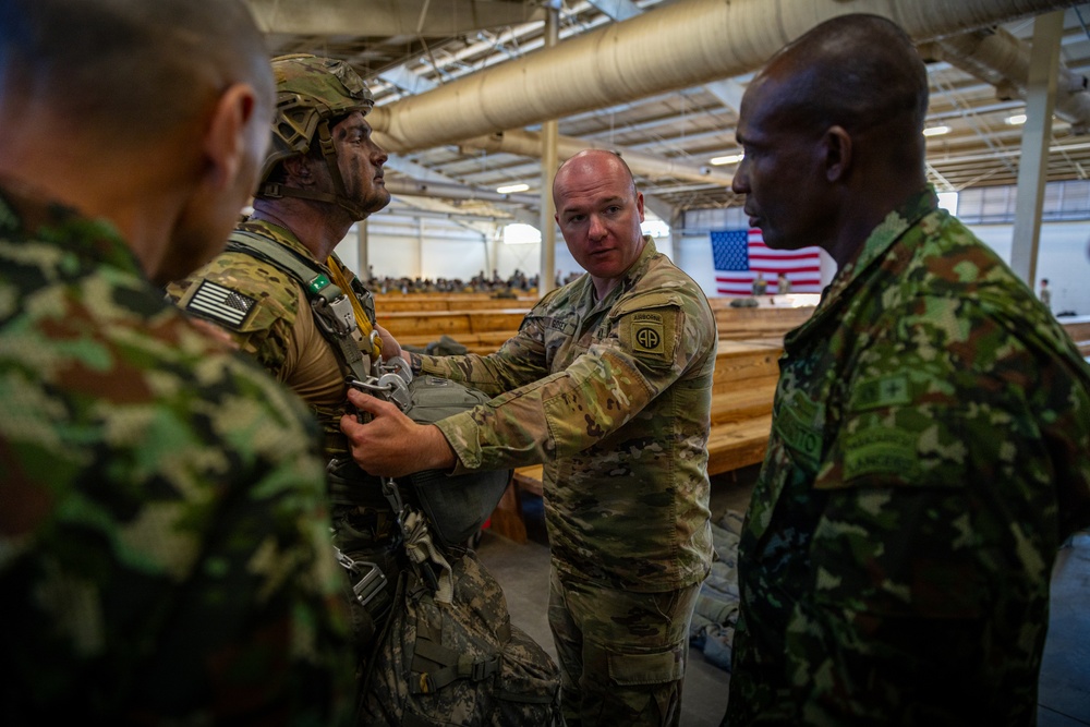 DVIDS - News - U.S. Army, Colombian senior military leaders converge at ...