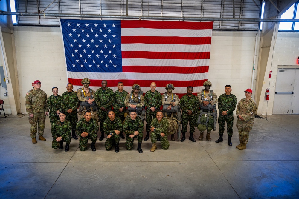 DVIDS - News - U.S. Army, Colombian senior military leaders converge at ...