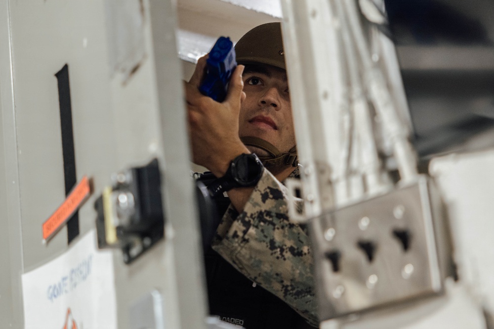 DVIDS - Images - IKE conducts antiterrorism drills [Image 22 of 26]