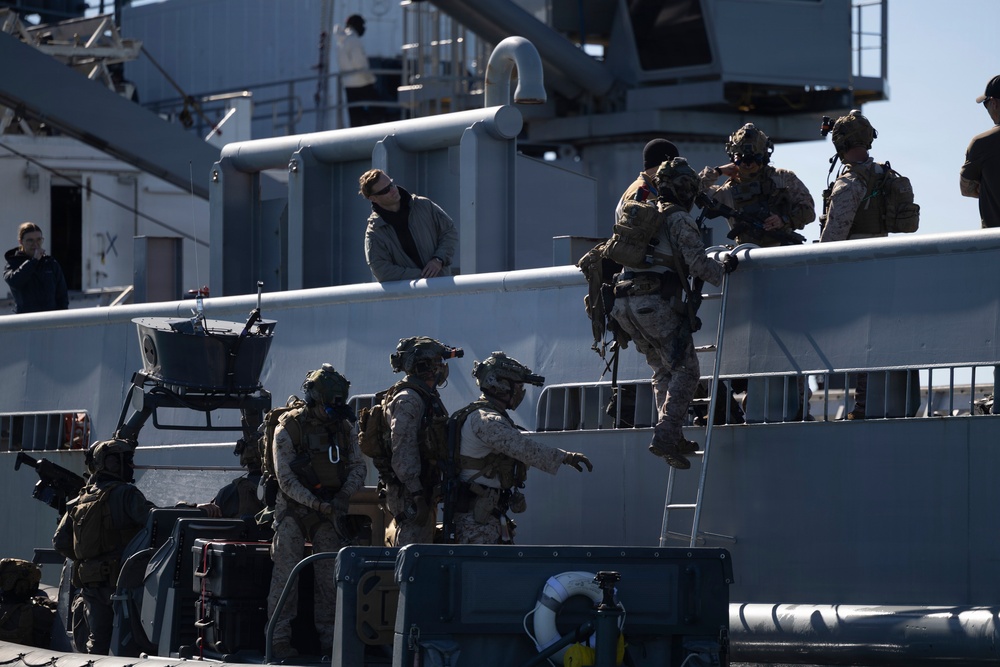 DVIDS - Images - 26th Marine Expeditionary Unit Maritime Raid Force ...