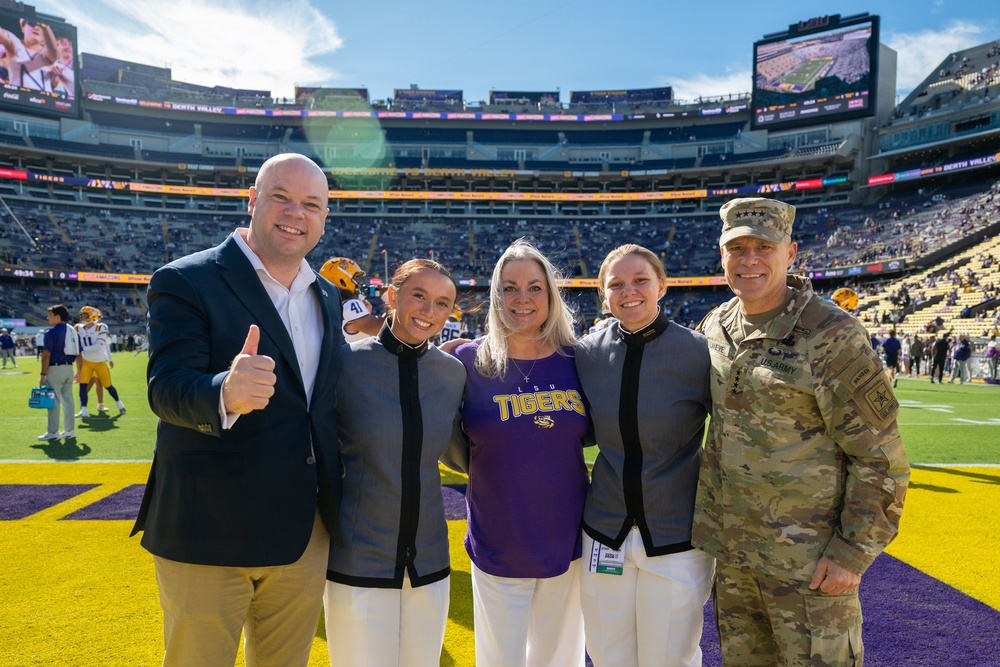 DVIDS - News - Army leaders visit LSU, reinforcing ‘America’s Corps of ...