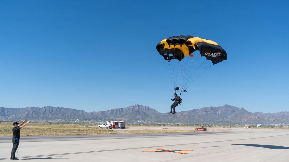 DVIDS - Images - 2026 Amigo Airsho Brings Aviation and Community ...