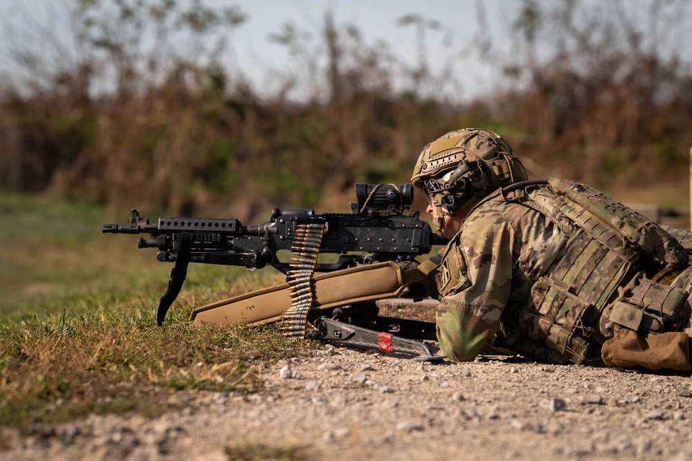 DVIDS - Images - 76th “Nighthawks” conducts Individual Weapon ...
