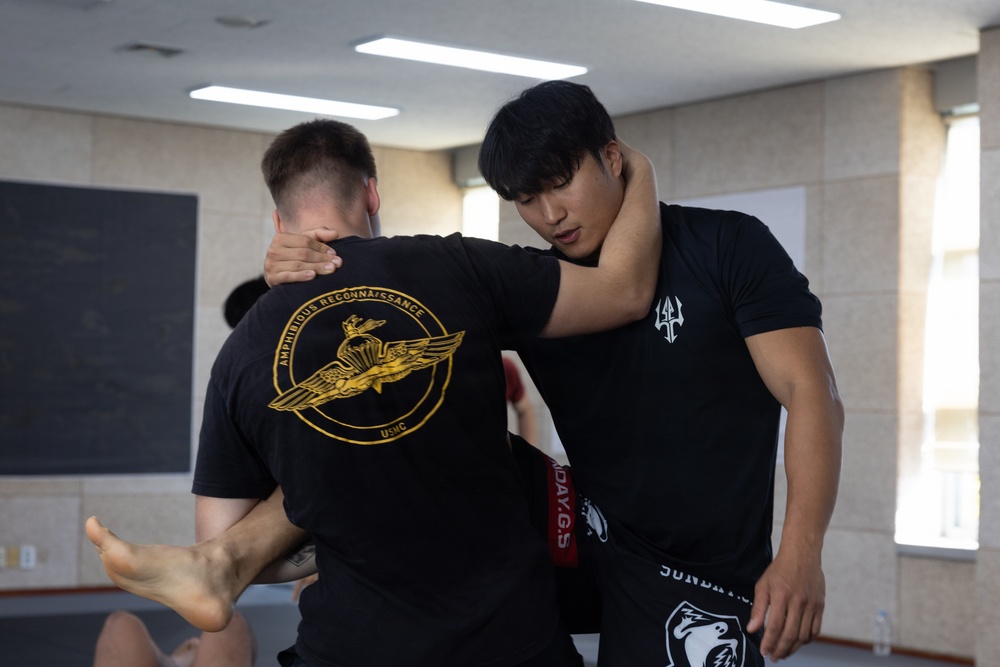 DVIDS - Images - U.S. Reconnaissance Marines Conduct Jujitsu and Live ...