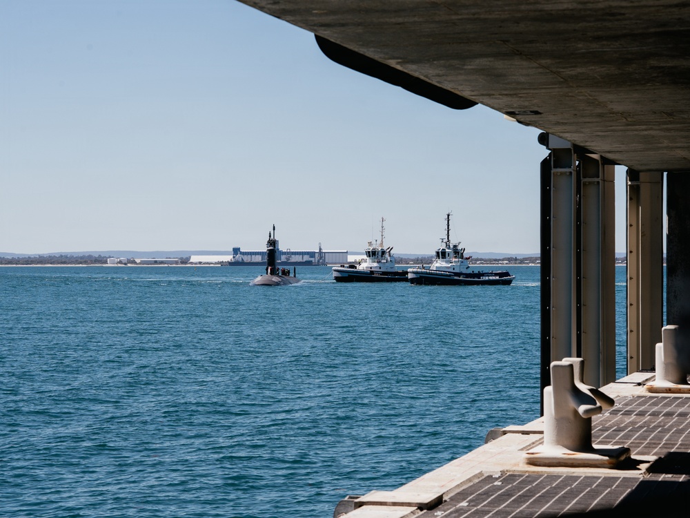 DVIDS - News - U.S. Navy submarine arrives in Western Australia for ...