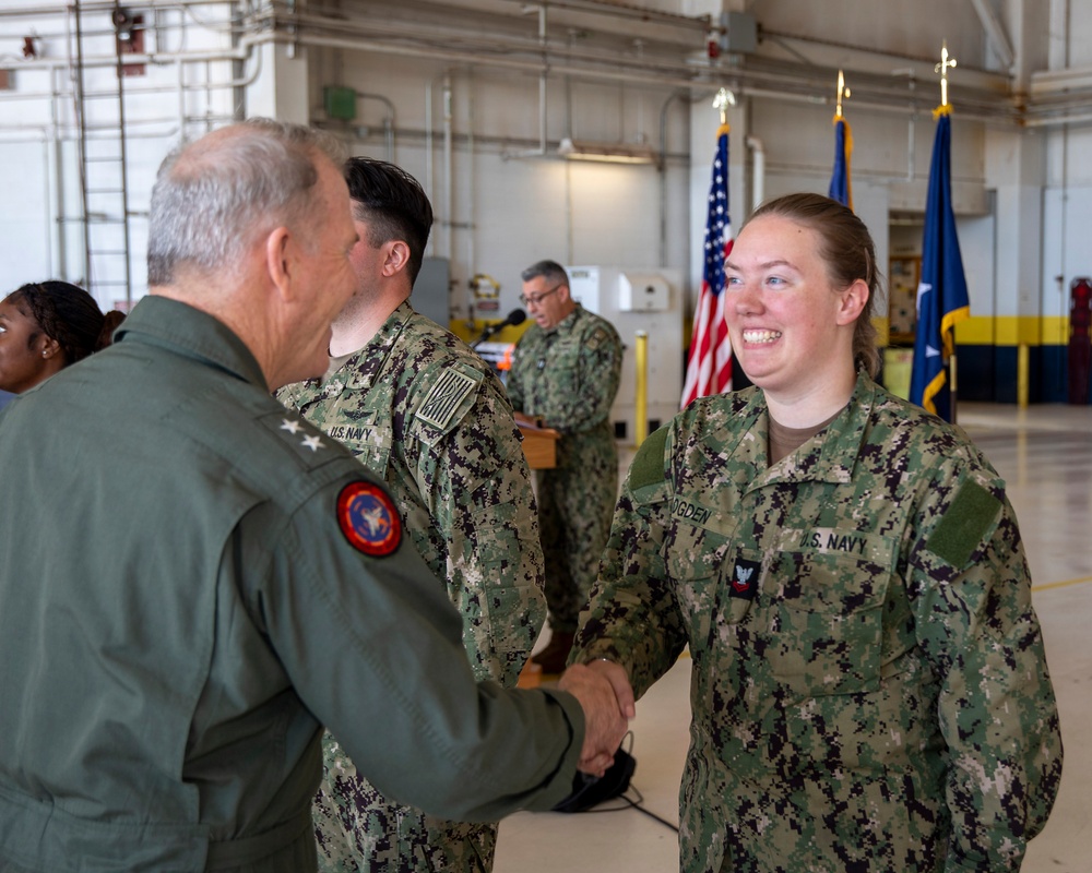 DVIDS - Images - Commander, Naval Air Force Atlantic Visits Strategic ...