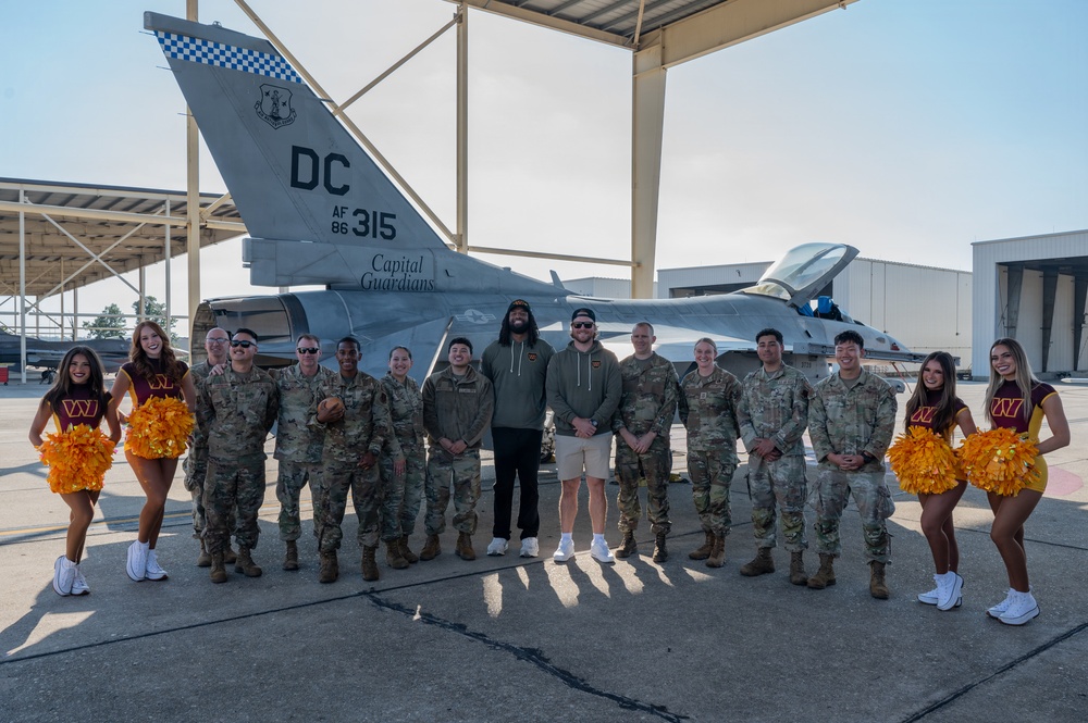 DVIDS - Images - 113th Wing Hosts Washington Commanders [Image 13 of 13]