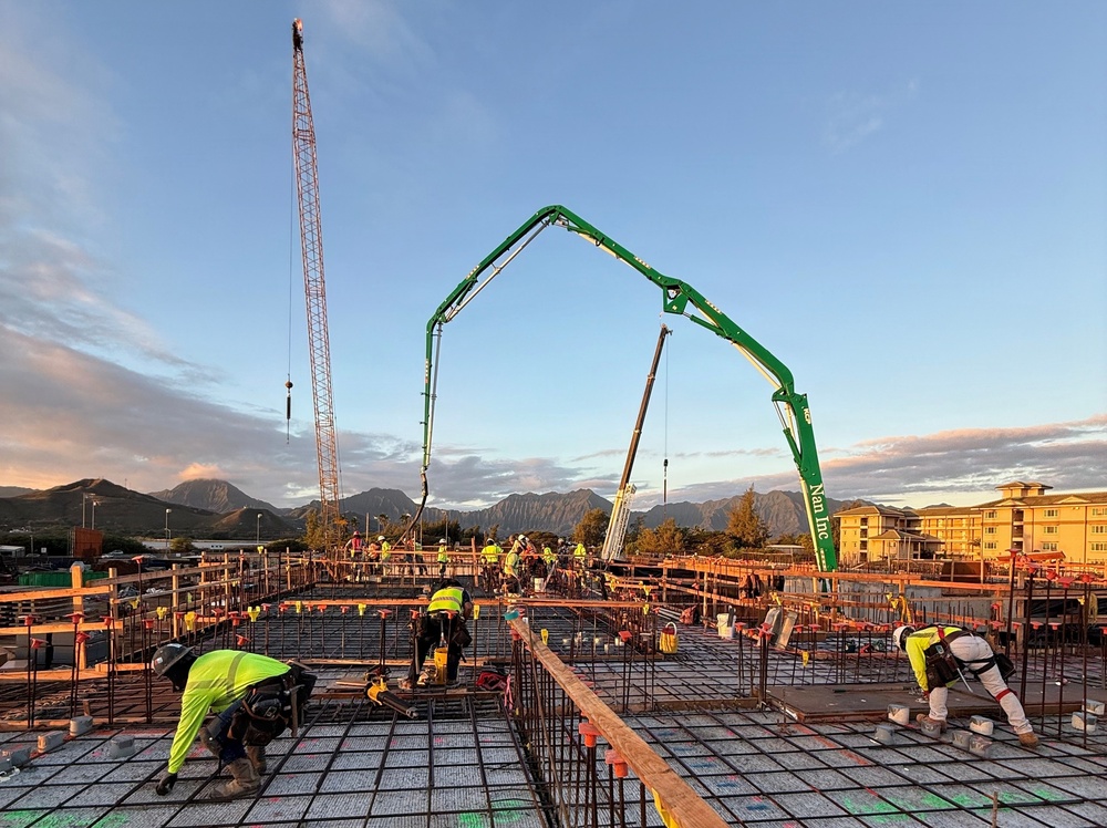 DVIDS - News - New Marine Corps Base Hawaii Barracks Pass Halfway Mark