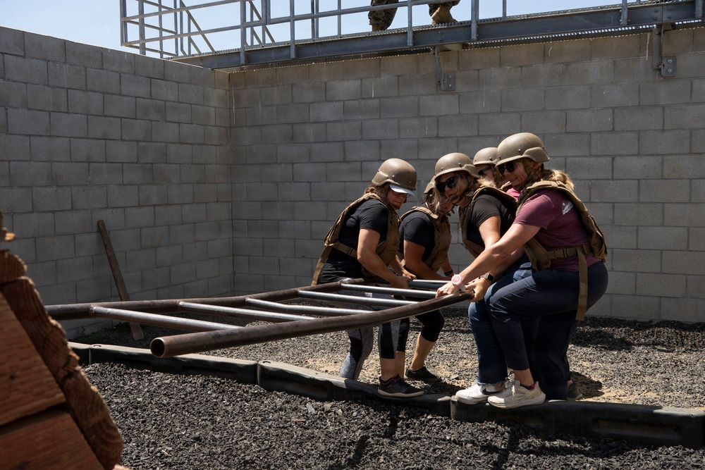 DVIDS - News - Brothers in Arms: Arroyo Grande Twins Begin Marine Corps ...