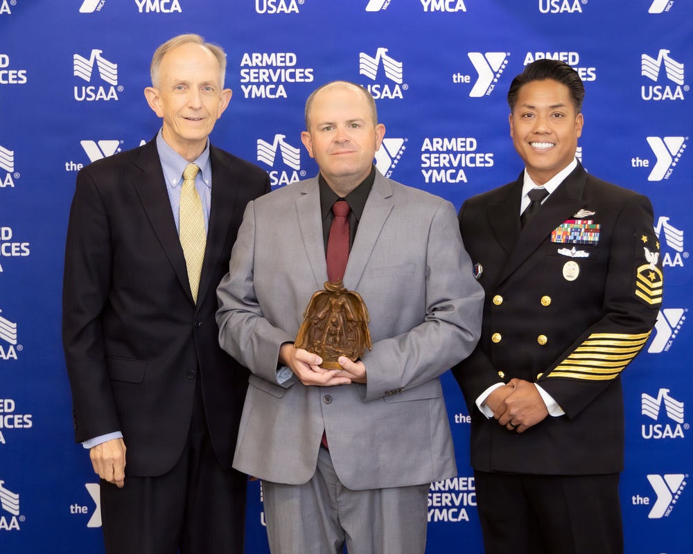 ‘Extraordinary’ Defense Health Agency civilian paramedic honored as a 2026 Angel of the Battlefield