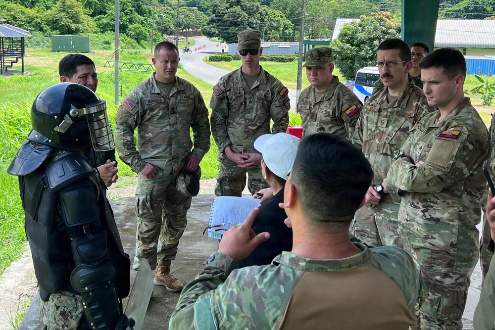 DVIDS - News - Security forces strengthen ties between Kentucky Air ...